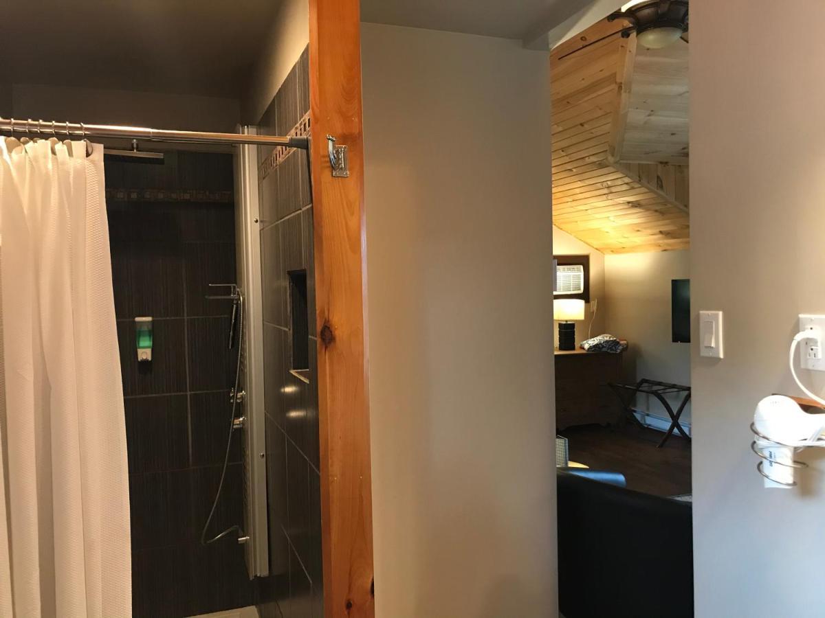 Domaine De La Baie, Les Suites Shawinigan Εξωτερικό φωτογραφία