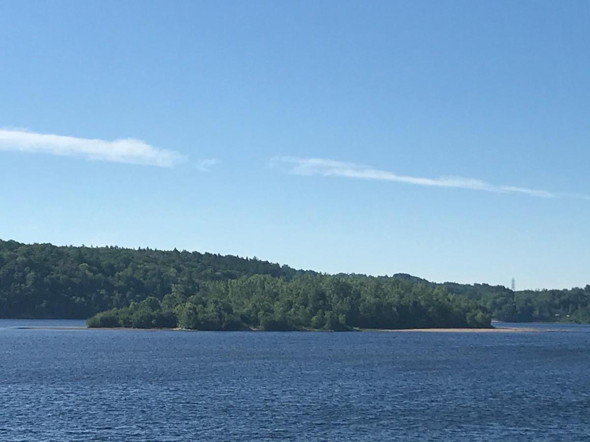 Domaine De La Baie, Les Suites Shawinigan Εξωτερικό φωτογραφία