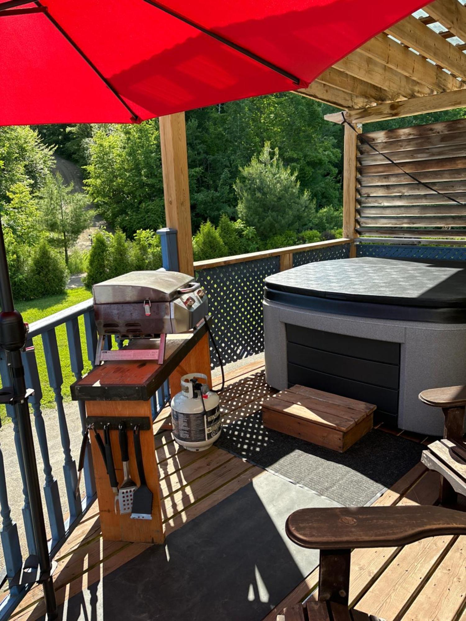 Domaine De La Baie, Les Suites Shawinigan Εξωτερικό φωτογραφία