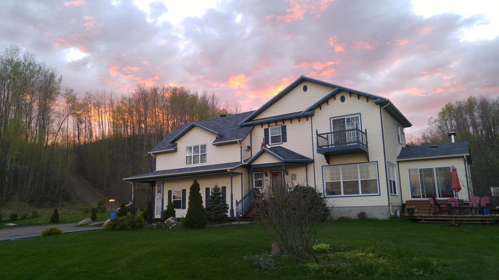 Domaine De La Baie, Les Suites Shawinigan Εξωτερικό φωτογραφία