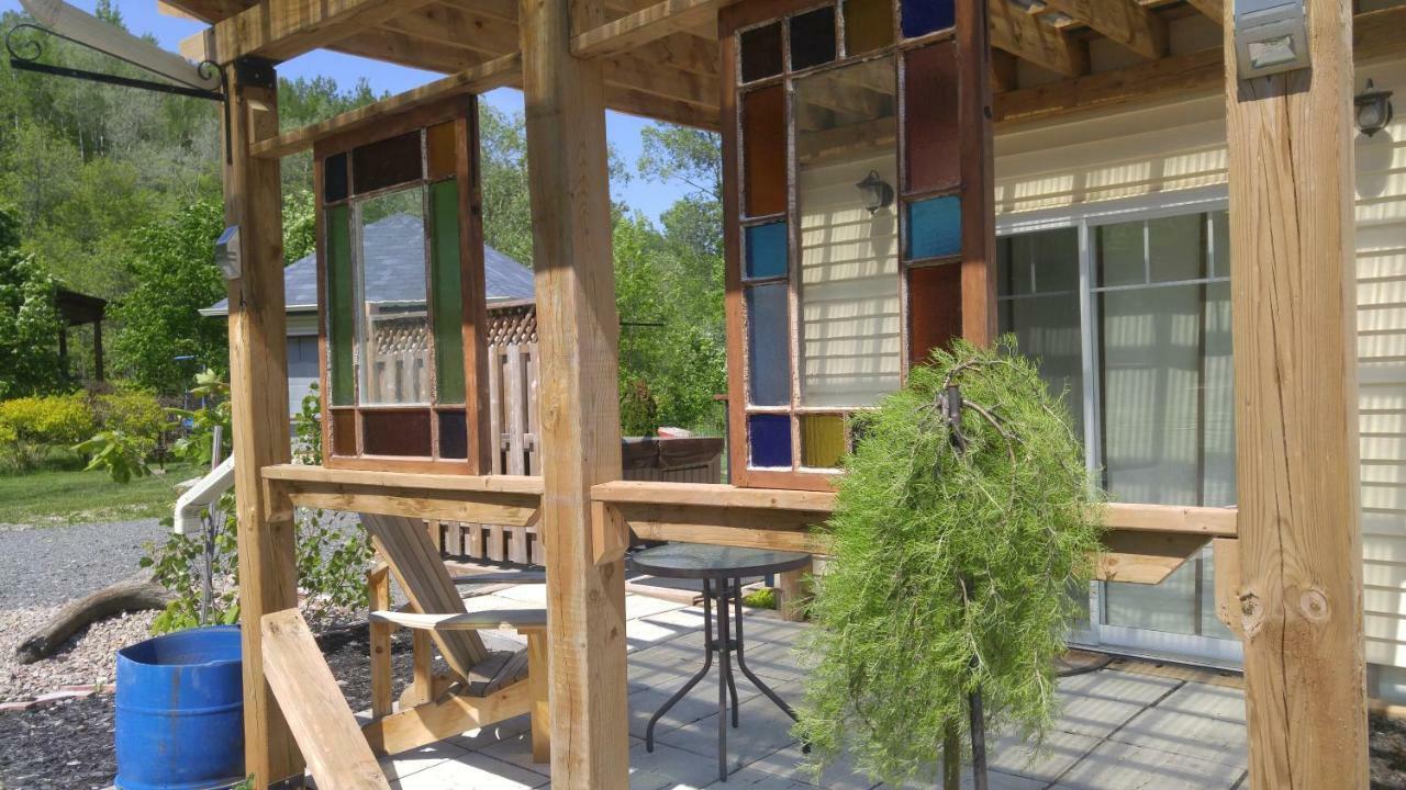 Domaine De La Baie, Les Suites Shawinigan Εξωτερικό φωτογραφία